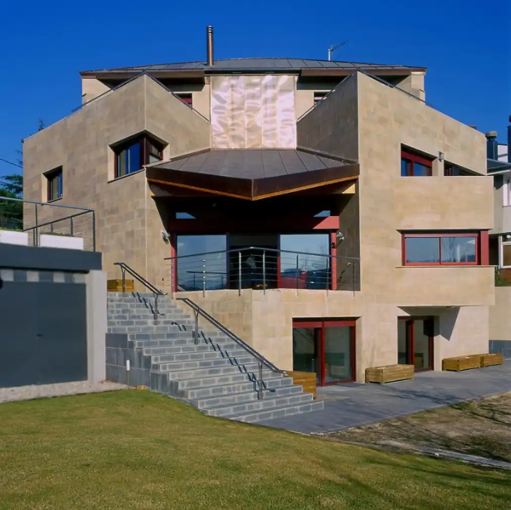 Außenansicht von Haus oder Chalet zum Verkauf in Sant Cugat del Vallès mit Heizung, Privatgarten und Parkett