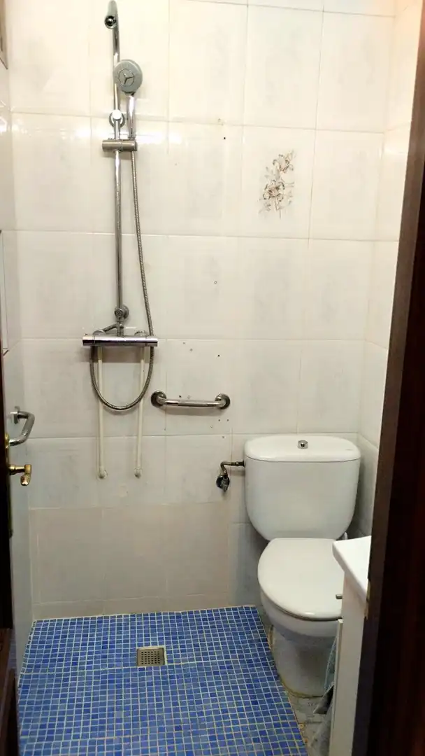 Baño de Casa adosada en venta en Valencia con Aire acondicionado, Calefacción y Terraza