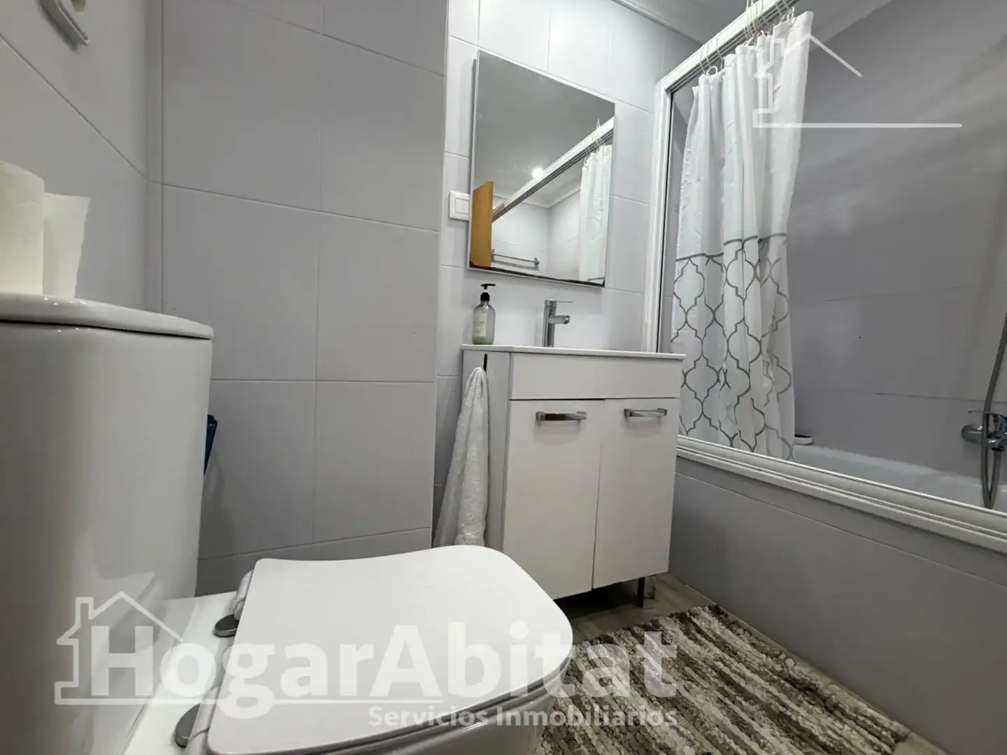 Baño de Piso en venta en Valencia con Aire acondicionado, Calefacción y Trastero