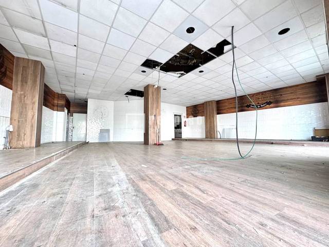 Local comercial en Alquiler en de Luis Sauquillo en El Arroyo - La Fuente