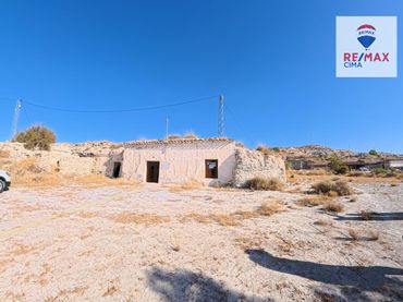 Casa rústica en venda a Benamaurel