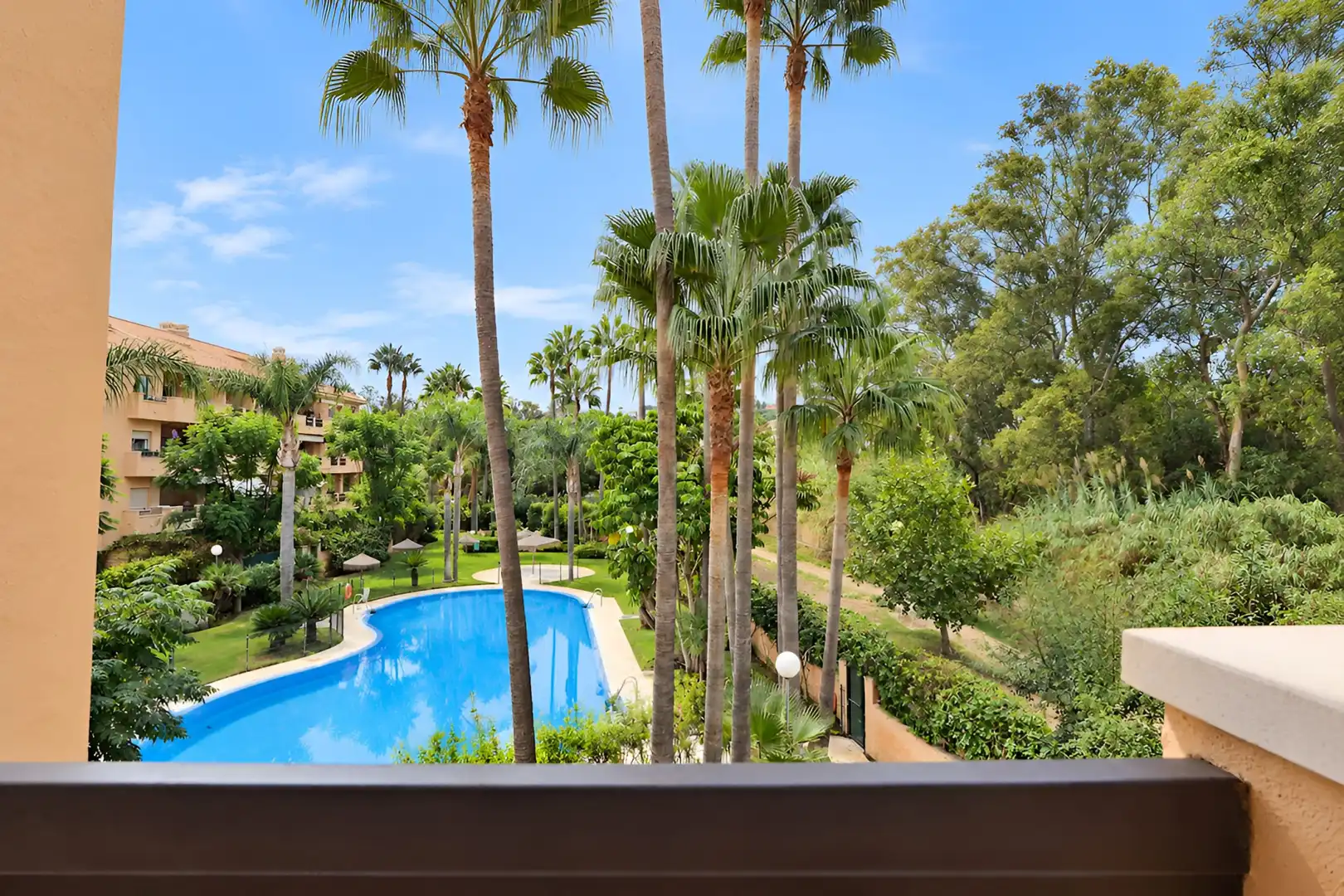 Apartment with terrace for sale in Elviria - Cabopino, imagen 10
