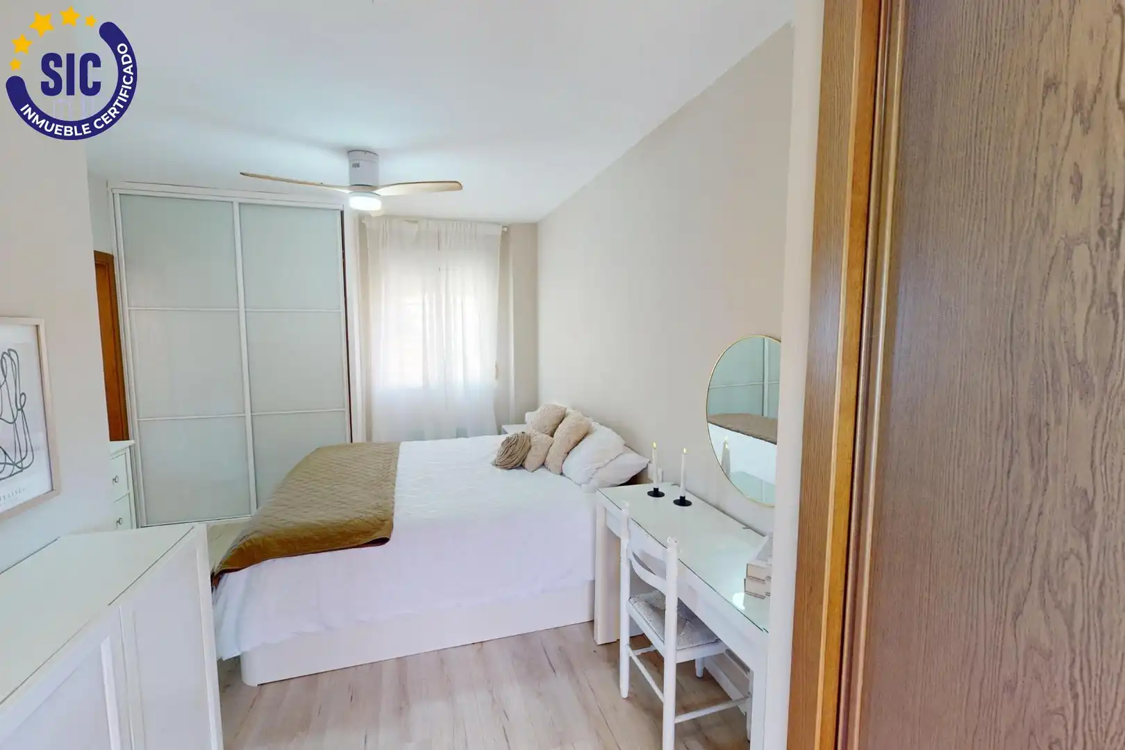Dormitori de Casa o xalet en venda en Benicasim / Benicàssim amb Aire condicionat, Jardí privat i Parquet