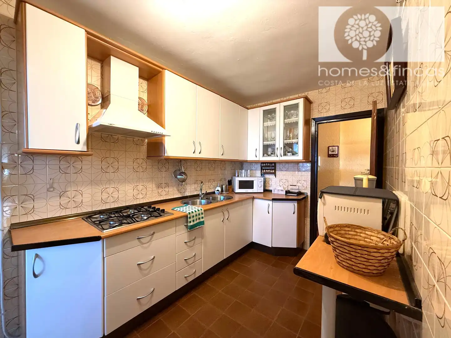 Cuina de Apartament en venda en Ayamonte amb Moblat, Forn i Rentadora