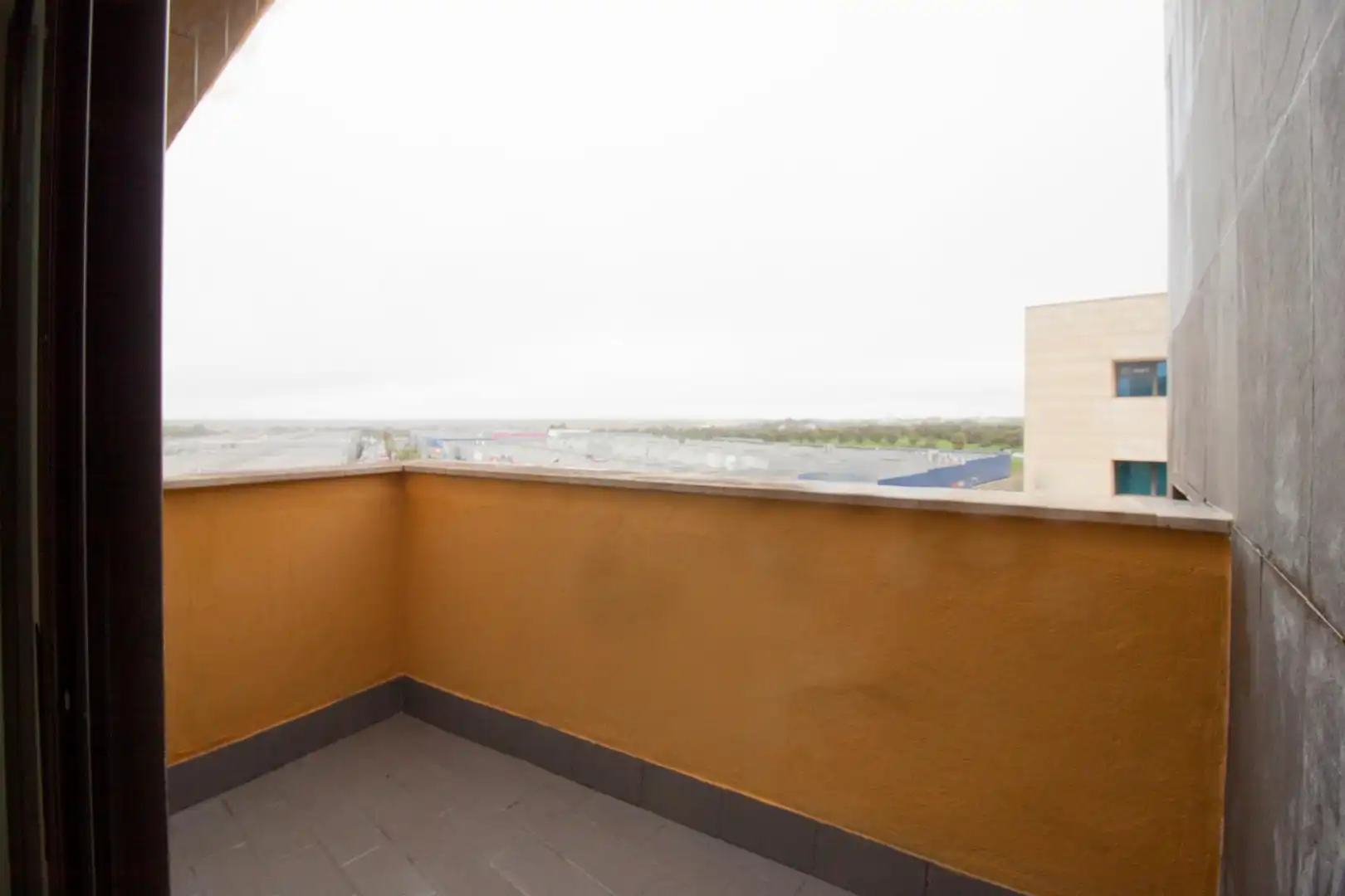 Terrasse von Büro zur Miete in Mairena del Aljarafe mit Klimaanlage und Terrasse