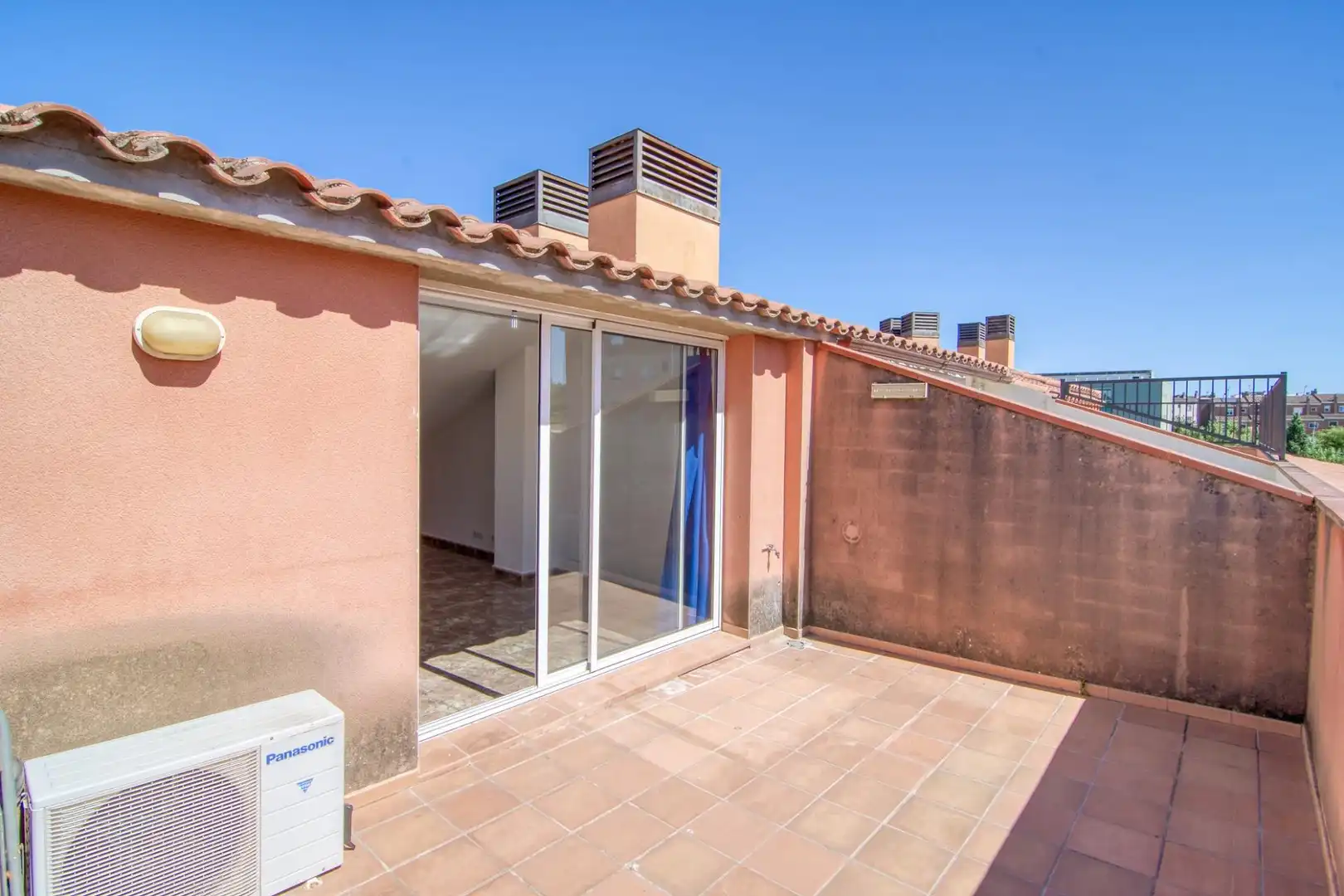 Terraza de Casa adosada en venta en Figueres con Calefacción, Jardín privado y Balcón