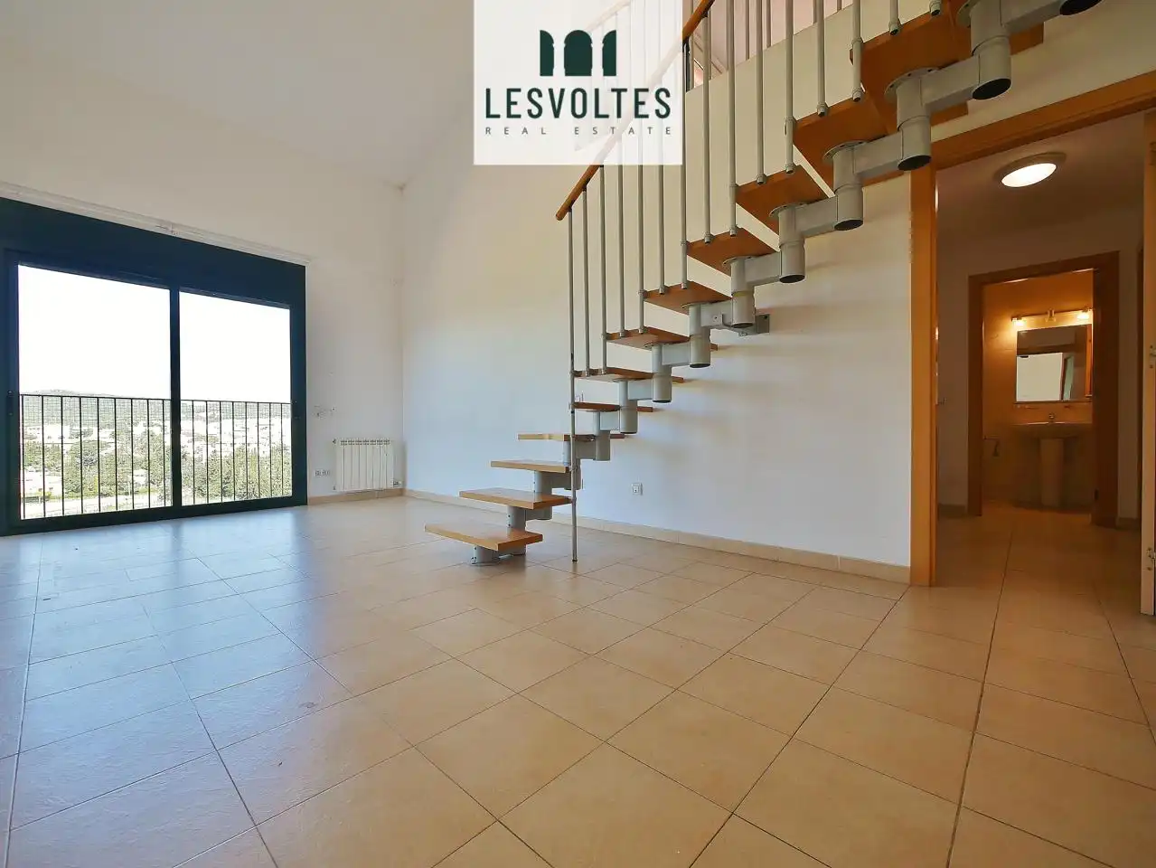 Sala de estar de Dúplex en venta en Palafrugell con Calefacción y Terraza