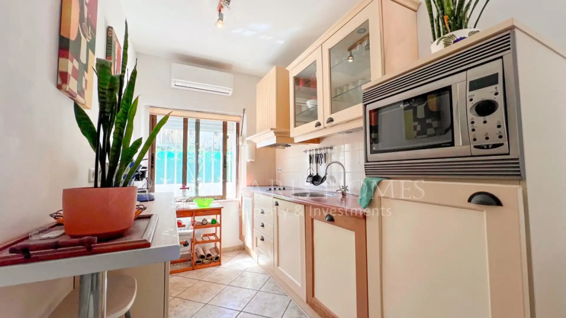 Apartments for sale in Camino Assagador De Sant Pere, Les Bovetes - La Felicidad