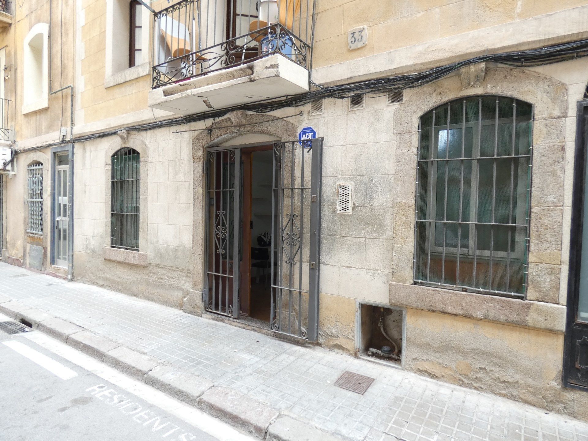 Vista exterior de Planta baixa en venda en  Barcelona Capital amb Moblat