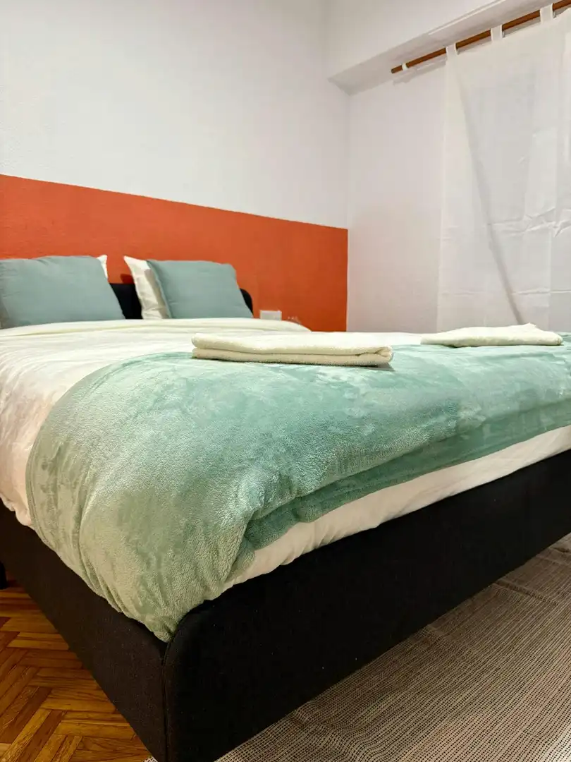 Bedroom of Flat for rent in Patraix