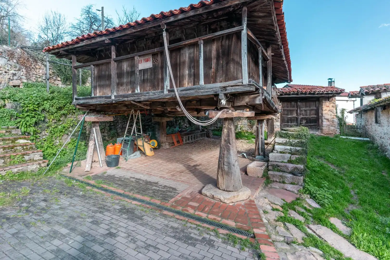 Jardín de Casa o chalet en venta en Proaza con Calefacción, Jardín privado y Terraza