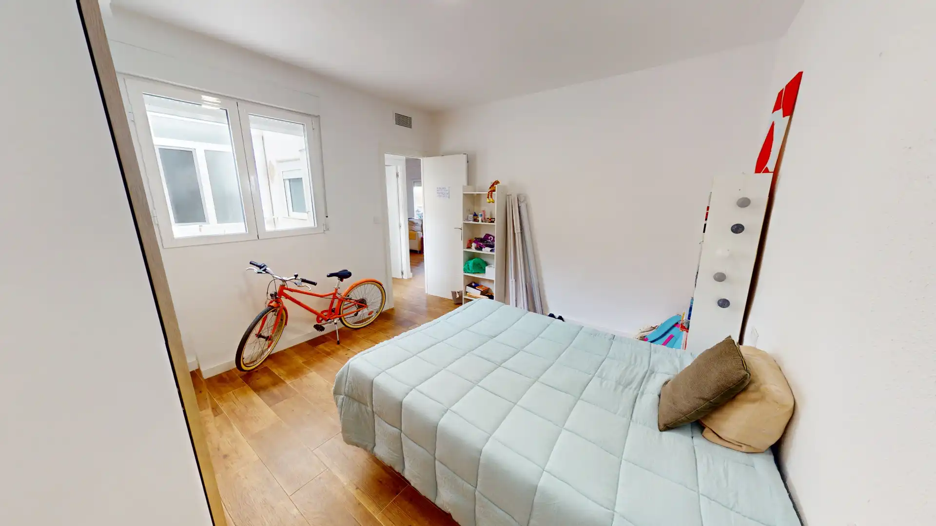 Bedroom of Flat for sale in Jijona / Xixona  with Air Conditioner, Heating and Parquet flooring