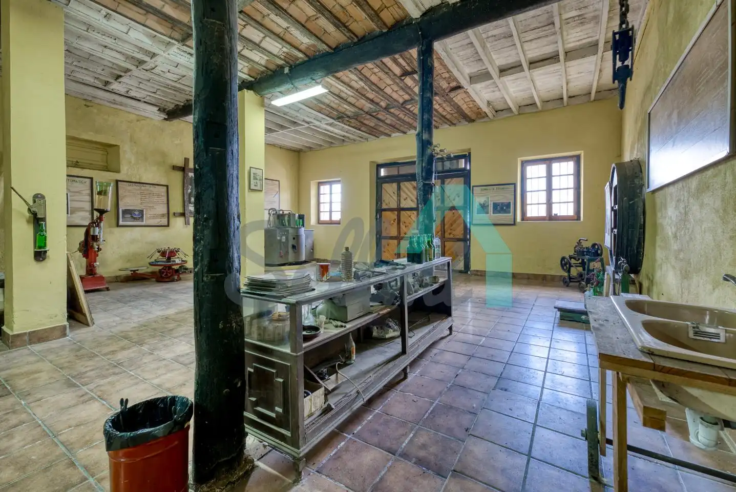 Kitchen of Buildings for sale in Oviedo 
