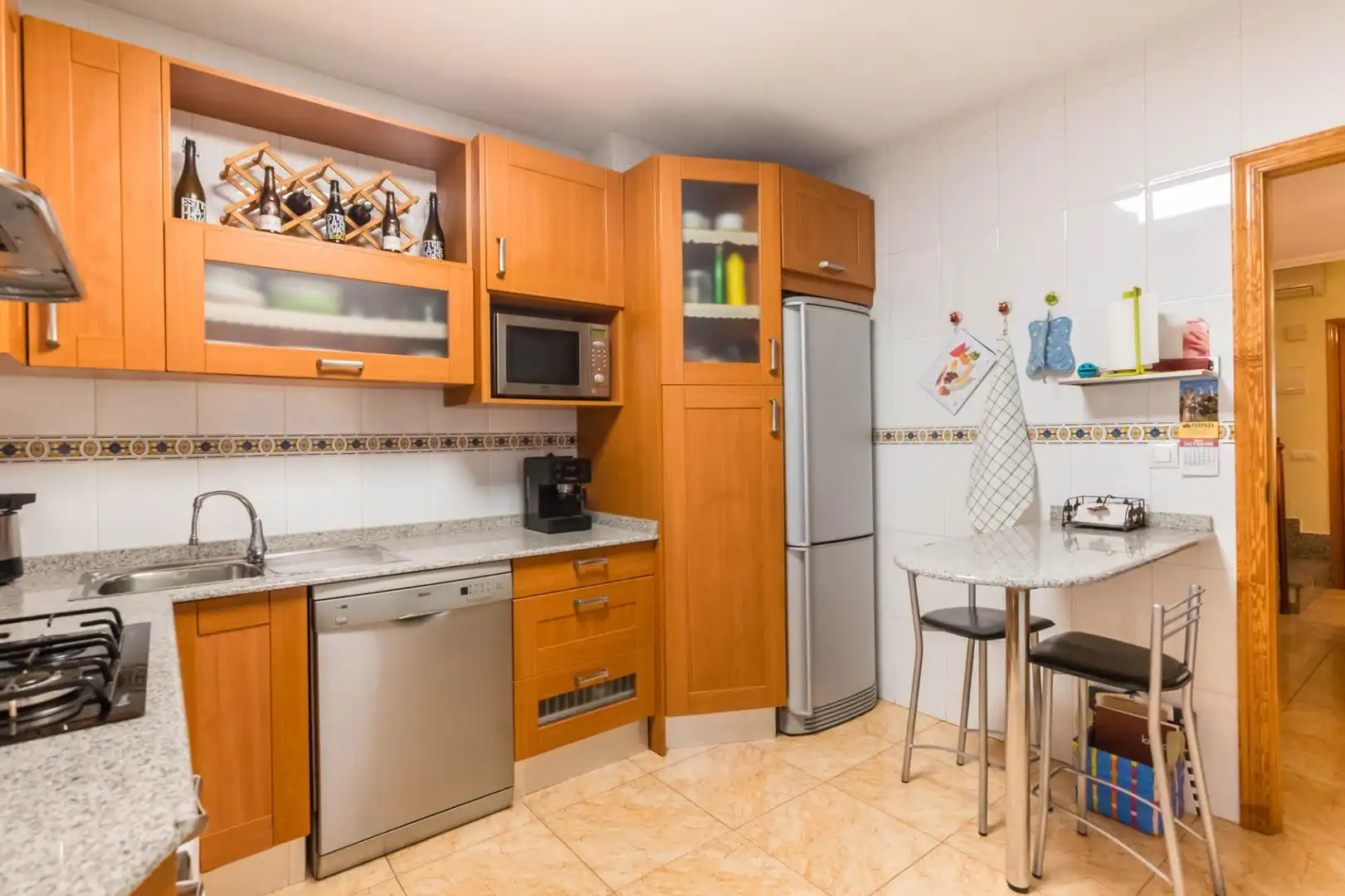 Küche von Einfamilien-Reihenhaus zum Verkauf in Murcia mit Klimaanlage, Privatgarten und Terrasse