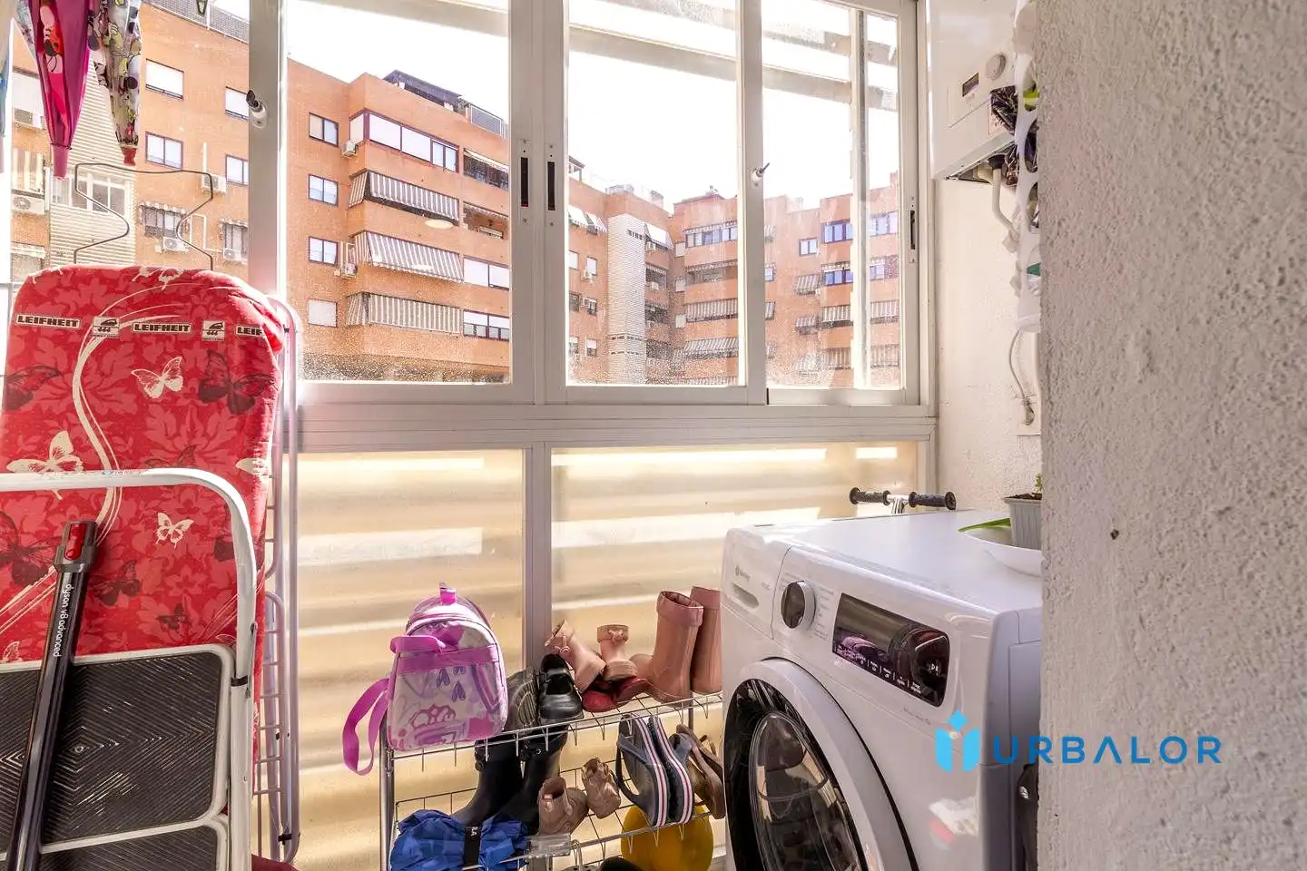 Terrassa de Pis en venda en Alcorcón amb Calefacció, Parquet i Piscina comunitària