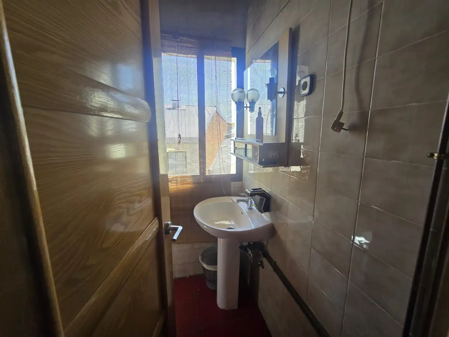 Bathroom of Industrial buildings for sale in Alcorcón