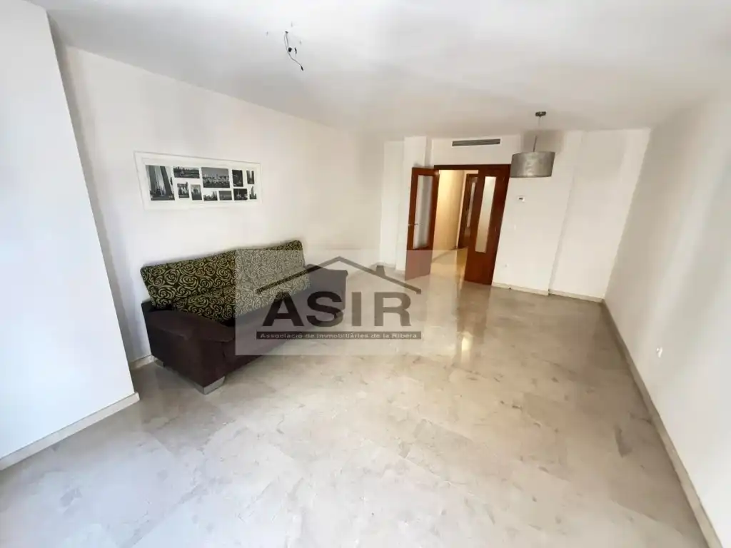 Wohnung zur Miete in Calle Cardenal Vera, Sants Patrons