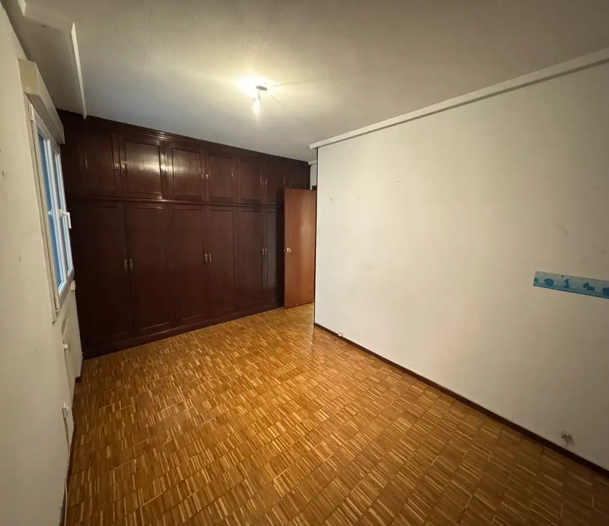 Habitación de Piso en venta en Gijón  con Calefacción y Parquet