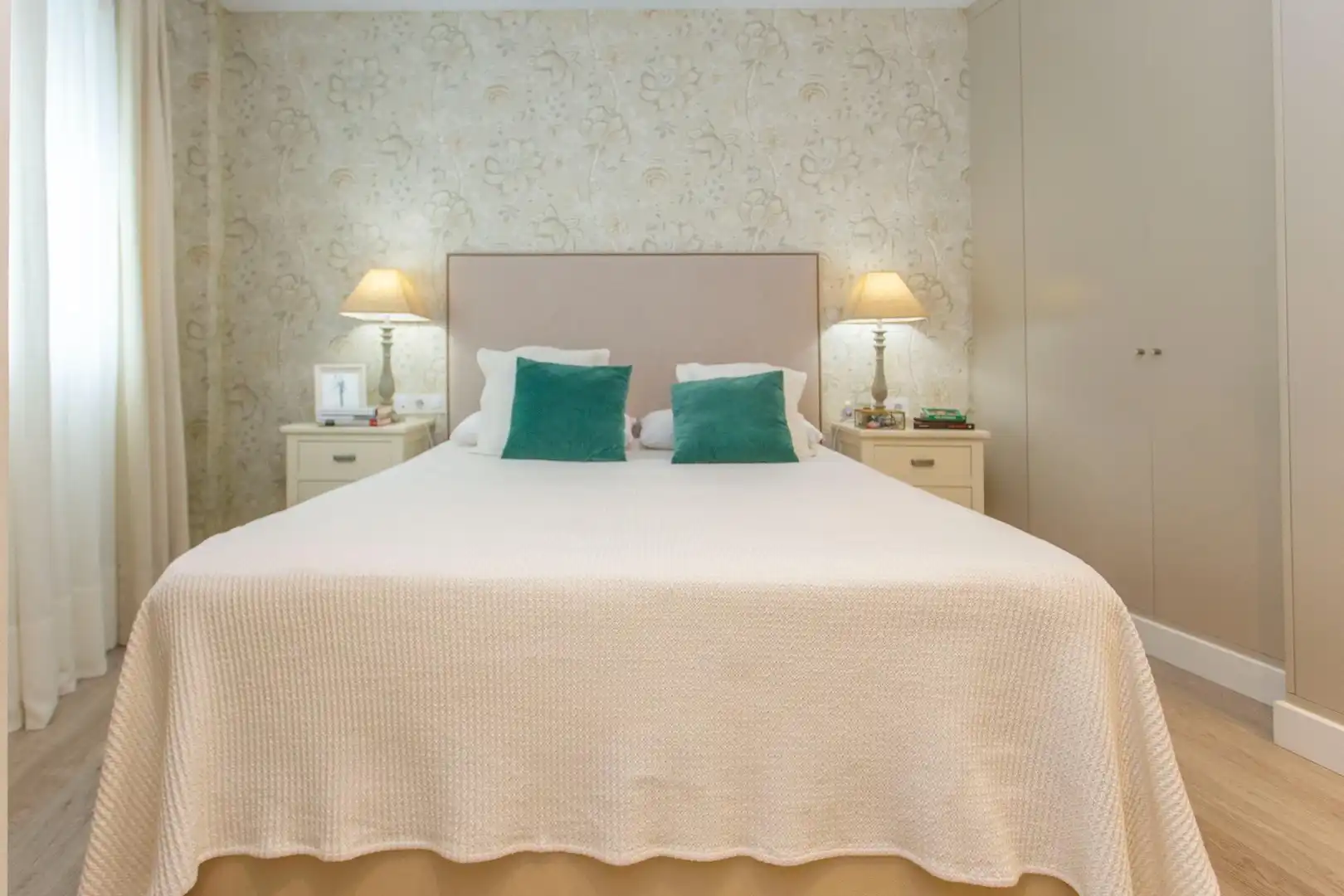 Schlafzimmer von Wohnung zum Verkauf in Jerez de la Frontera mit Klimaanlage, Heizung und Parkett