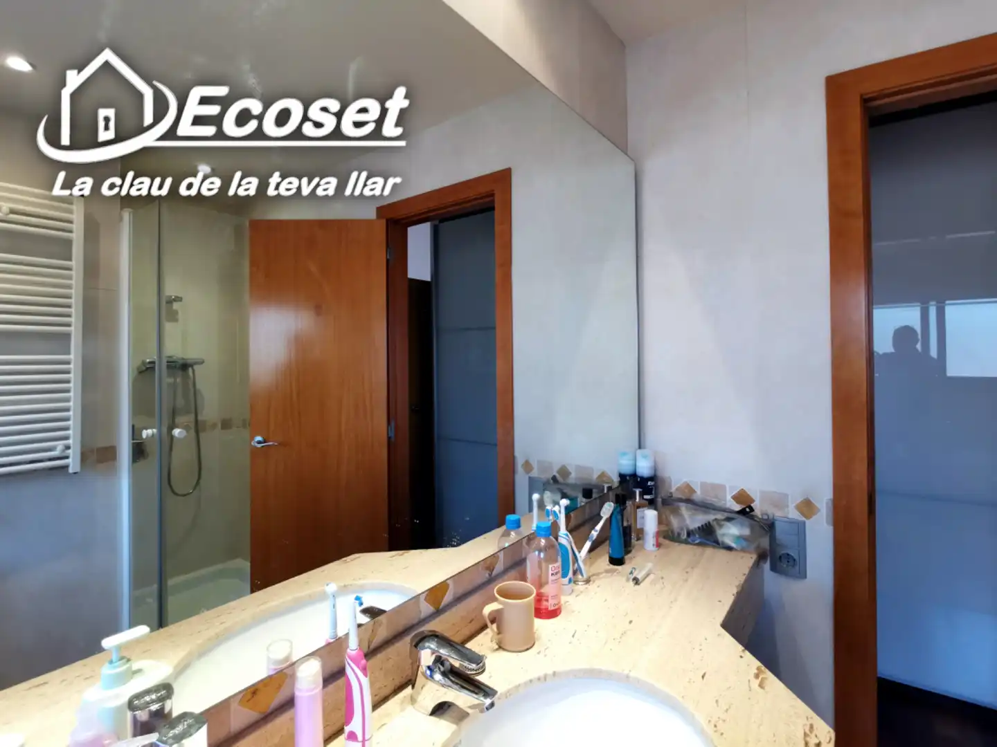 Bathroom of Houses for sale in Corbera de Llobregat  with Heating, Private garden and Parquet flooring