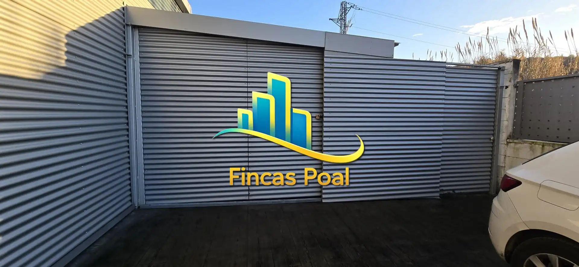 Piscina de Nave industrial en venta en Rubí