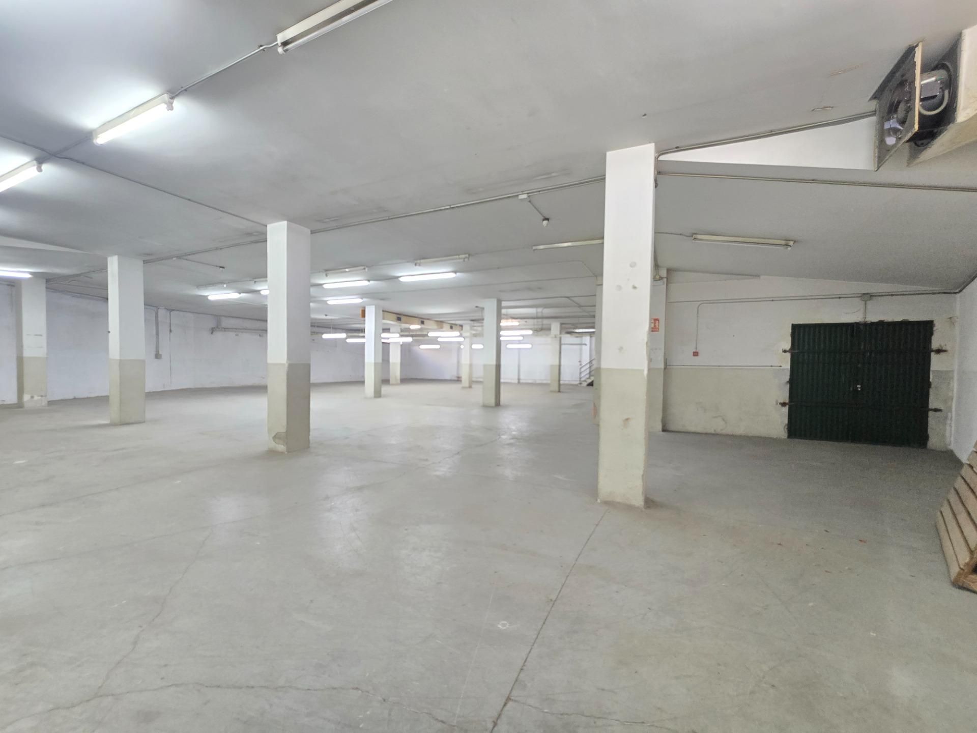 Nau industrial de lloguer en Mataró