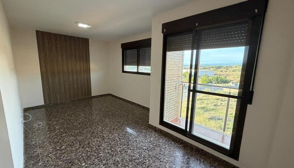 Photo 1 of Flat to rent in Calle Olocau, Benaguasil, Valencia