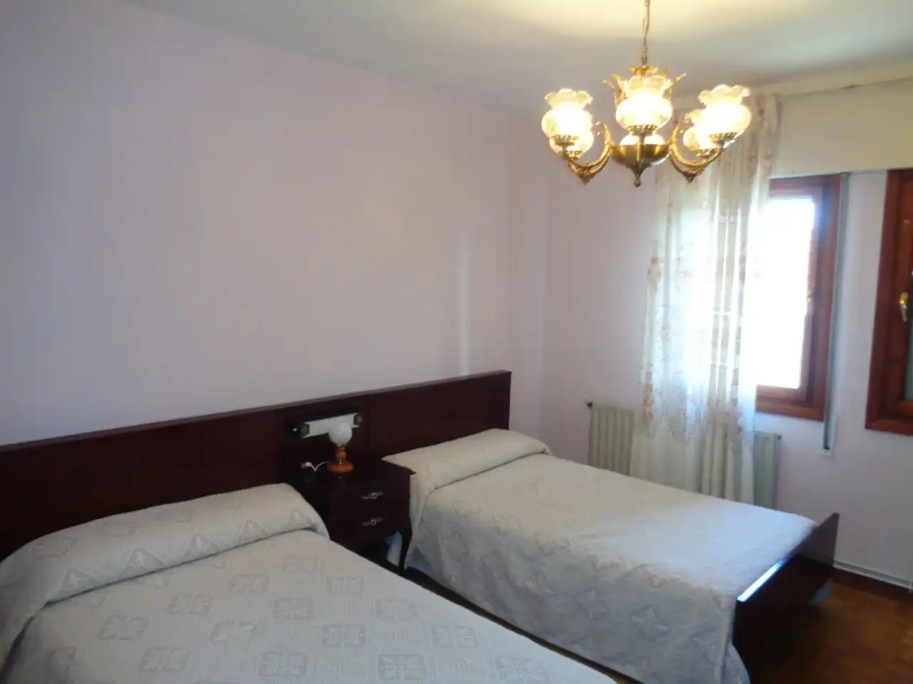 Schlafzimmer von Country house zum Verkauf in San Asensio mit Heizung