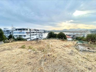 Terreny residencial en venda a Avenida Ramón y Cajal