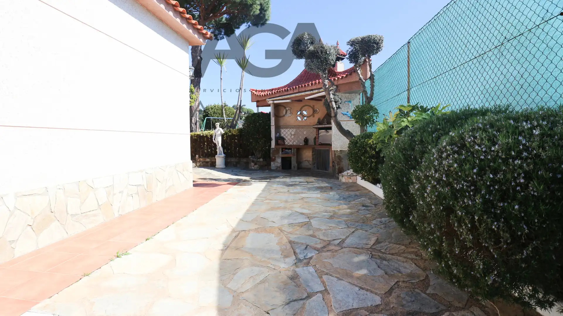 Jardí de Casa o xalet en venda en Sant Cebrià de Vallalta amb Aire condicionat, Jardí privat i Terrassa