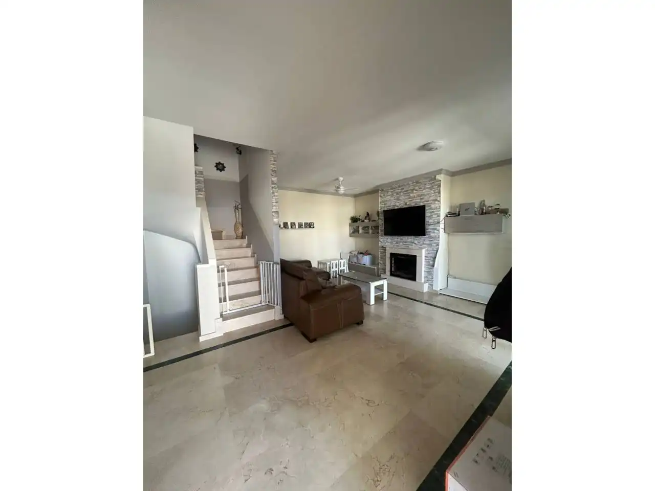 Sala de estar de Casa o chalet en venta en Casares con Aire acondicionado, Jardín privado y Terraza
