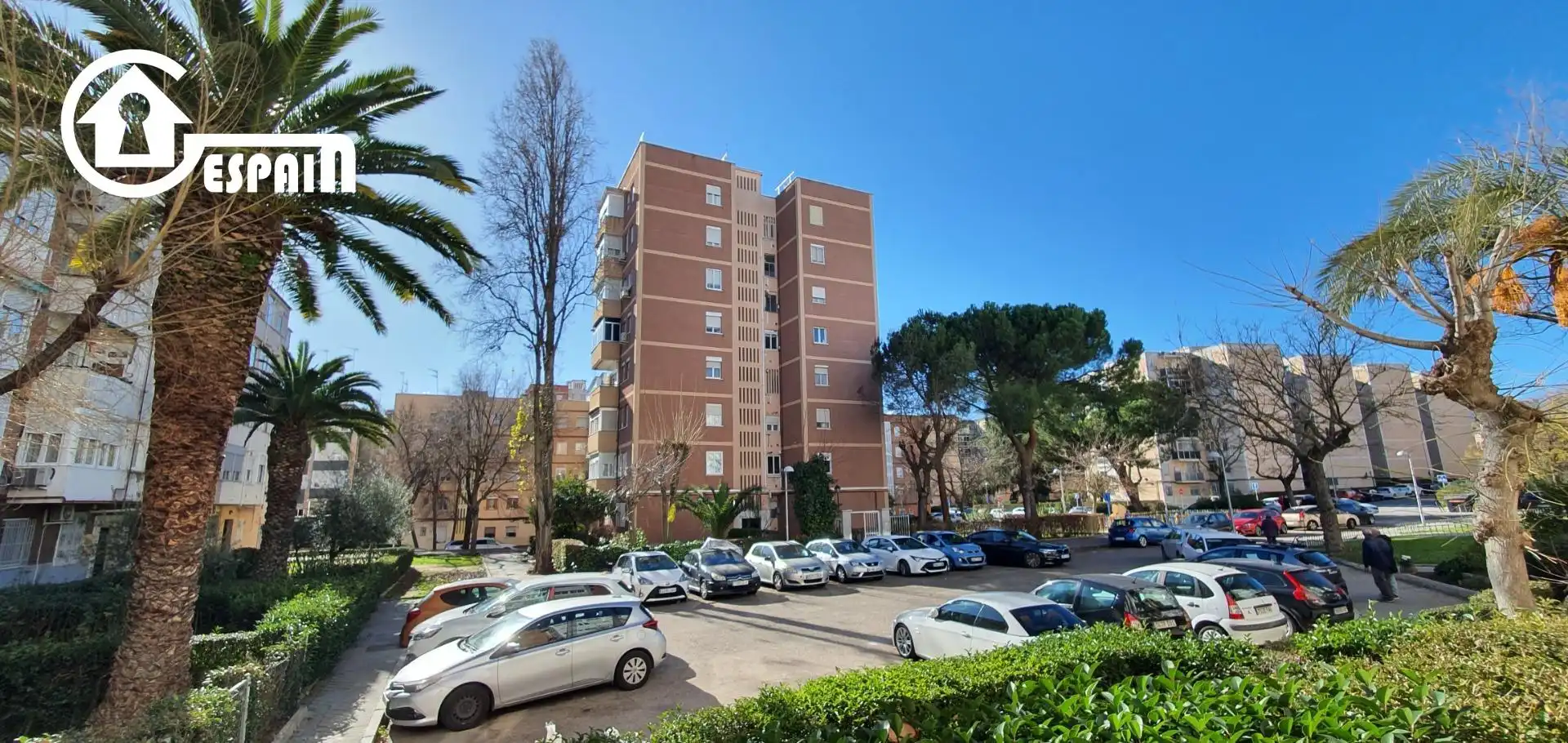 Vista exterior de Piso en venta en Madrid con Terraza