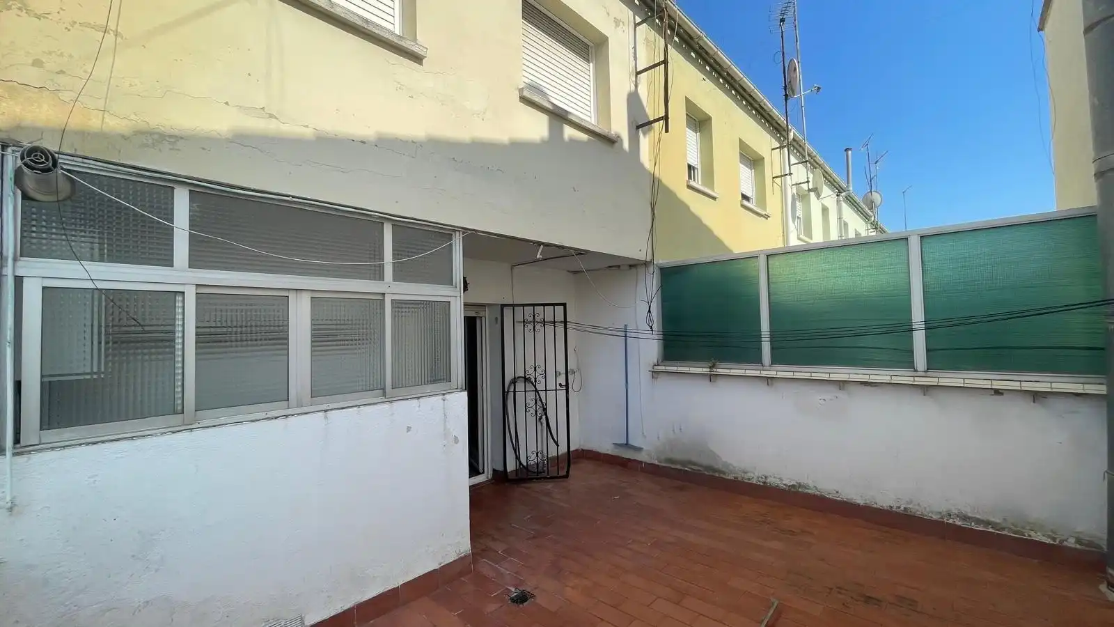 Casa adosada en venda a Maçana