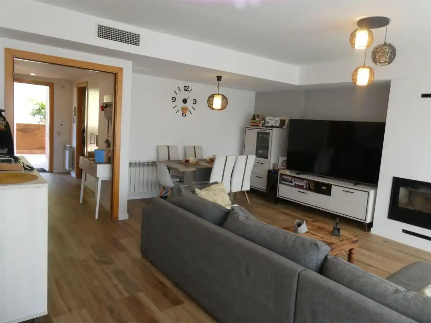 Sala d'estar de Pis en venda en Sant Climent de Llobregat amb Aire condicionat i Balcó