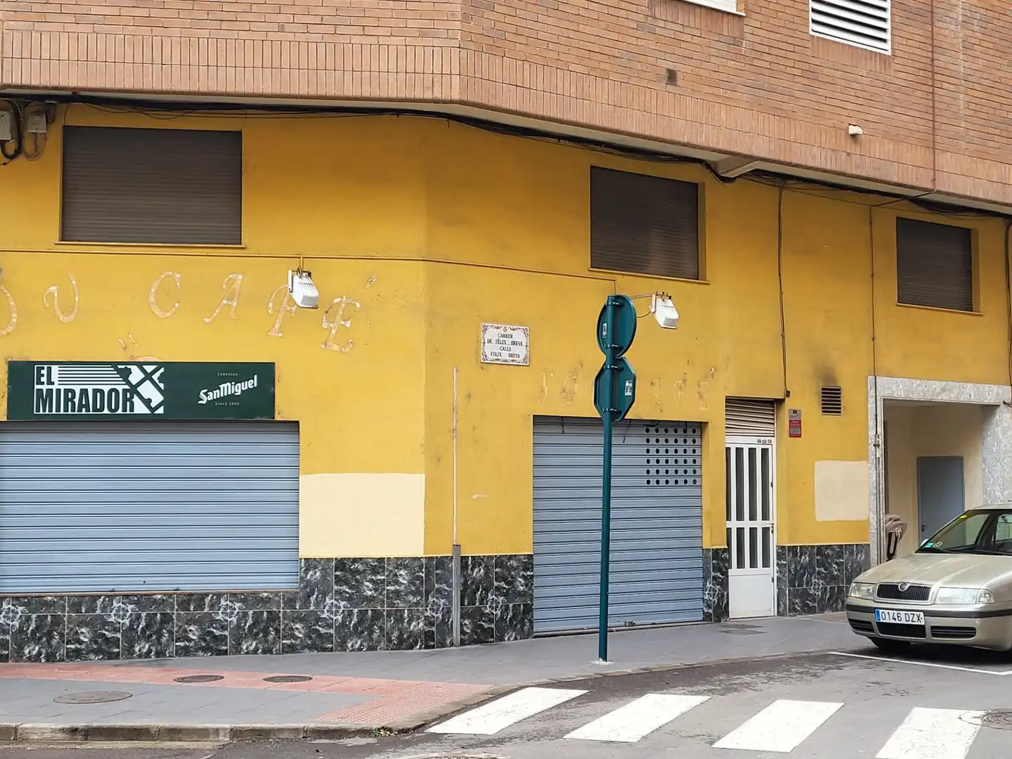 Vista exterior de Local en venta en Castellón de la Plana / Castelló de la Plana