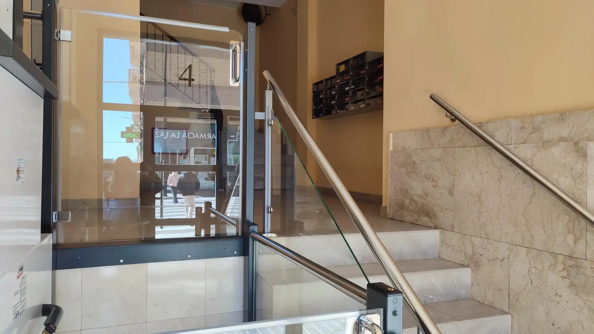 Flat for sale in Zaragoza  with Air Conditioner, Heating and Terrace