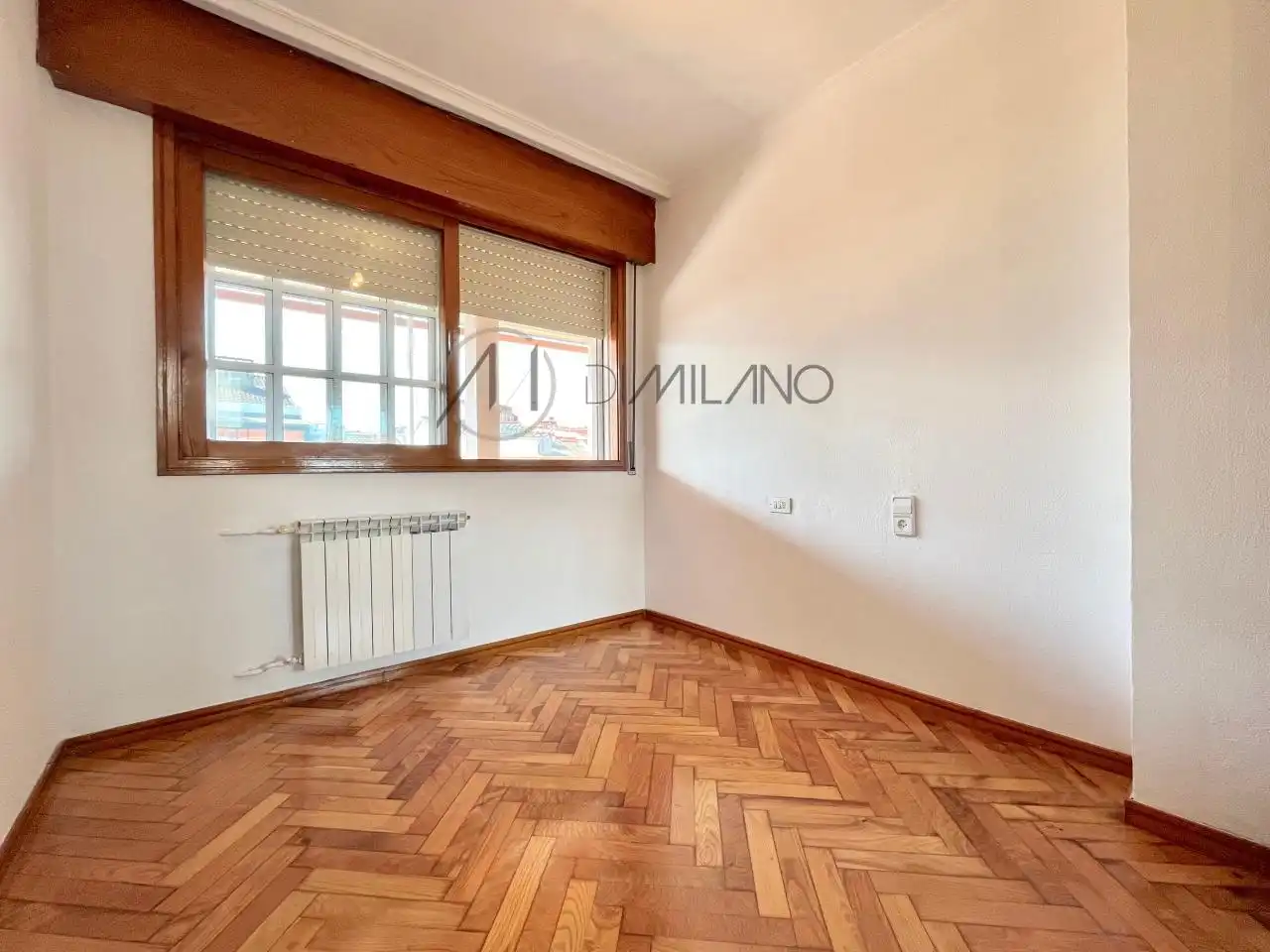 Sala d'estar de Àtic de lloguer en Vigo  amb Calefacció, Parquet i Terrassa