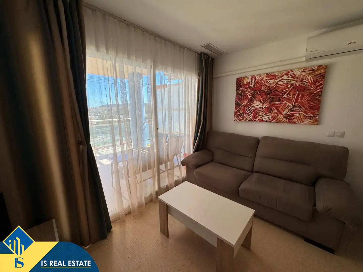Apartamento con piscina en venta en Puerto Deportivo, imagen 4