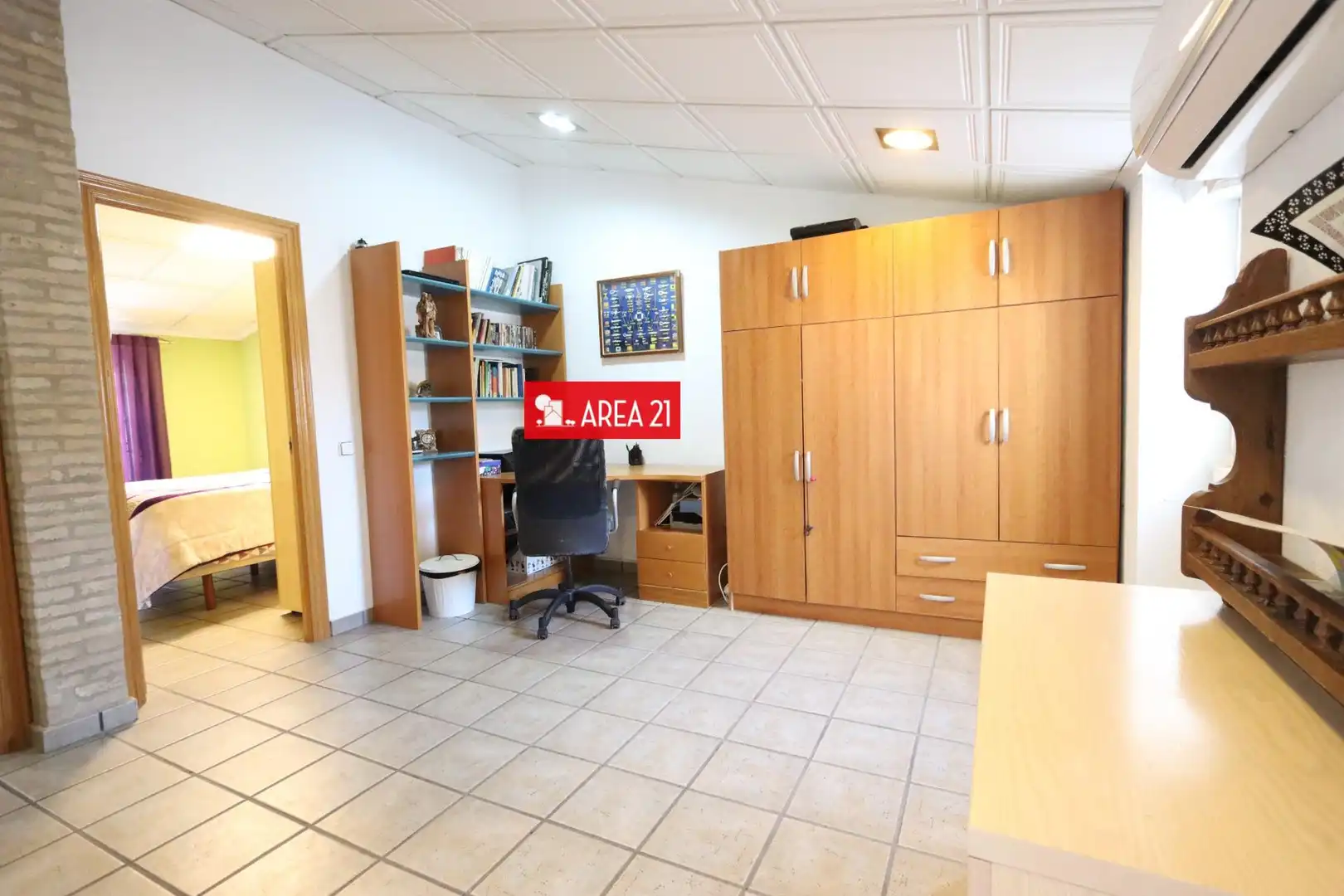 Casa o chalet en venta en La Pobla de Vallbona con Aire acondicionado, Terraza y Trastero