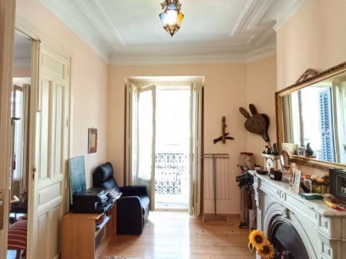 Sala d'estar de Pis en venda en  Madrid Capital amb Calefacció, Parquet i Balcó