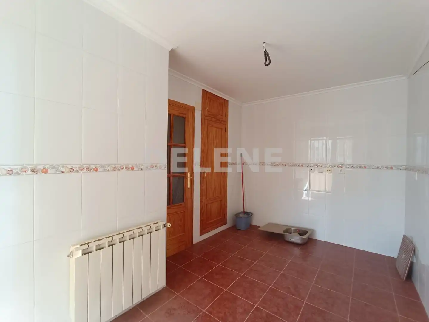 Casa adosada en venta en Hellín