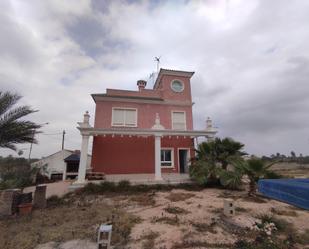 Vista exterior de Casa o xalet en venda en Elche / Elx amb Jardí privat, Terrassa i Traster