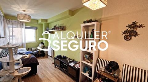 Photo 2 of Flat to rent in Humanitarias, Vista Alegre, Madrid