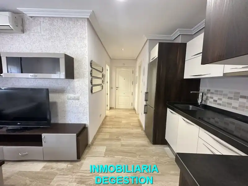 Apartamento de alquiler en Linares con Aire acondicionado, Calefacción y Amueblado