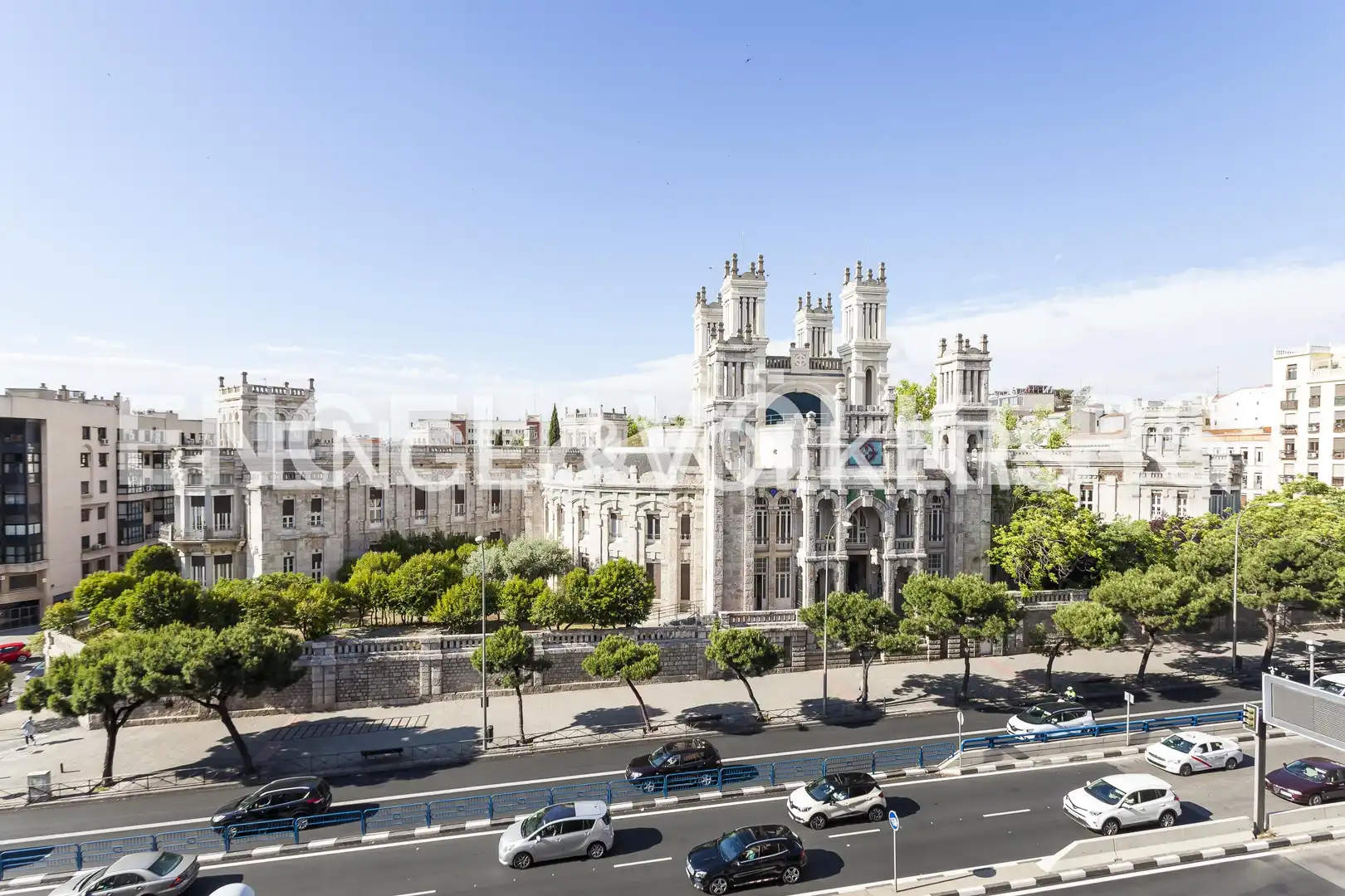 Apartament de lloguer a Calle de San Aquilino, Almenara -Ventilla