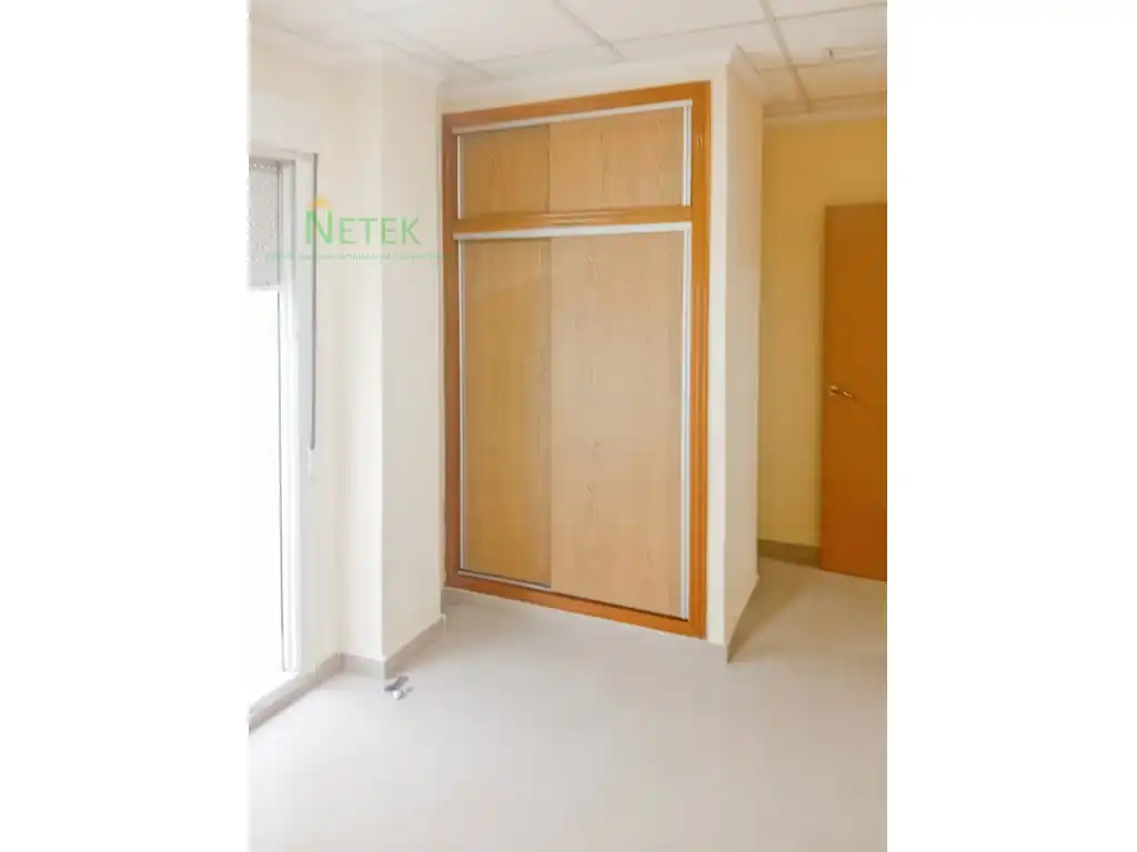 Habitación de Planta baja en venta en Almoradí con Horno