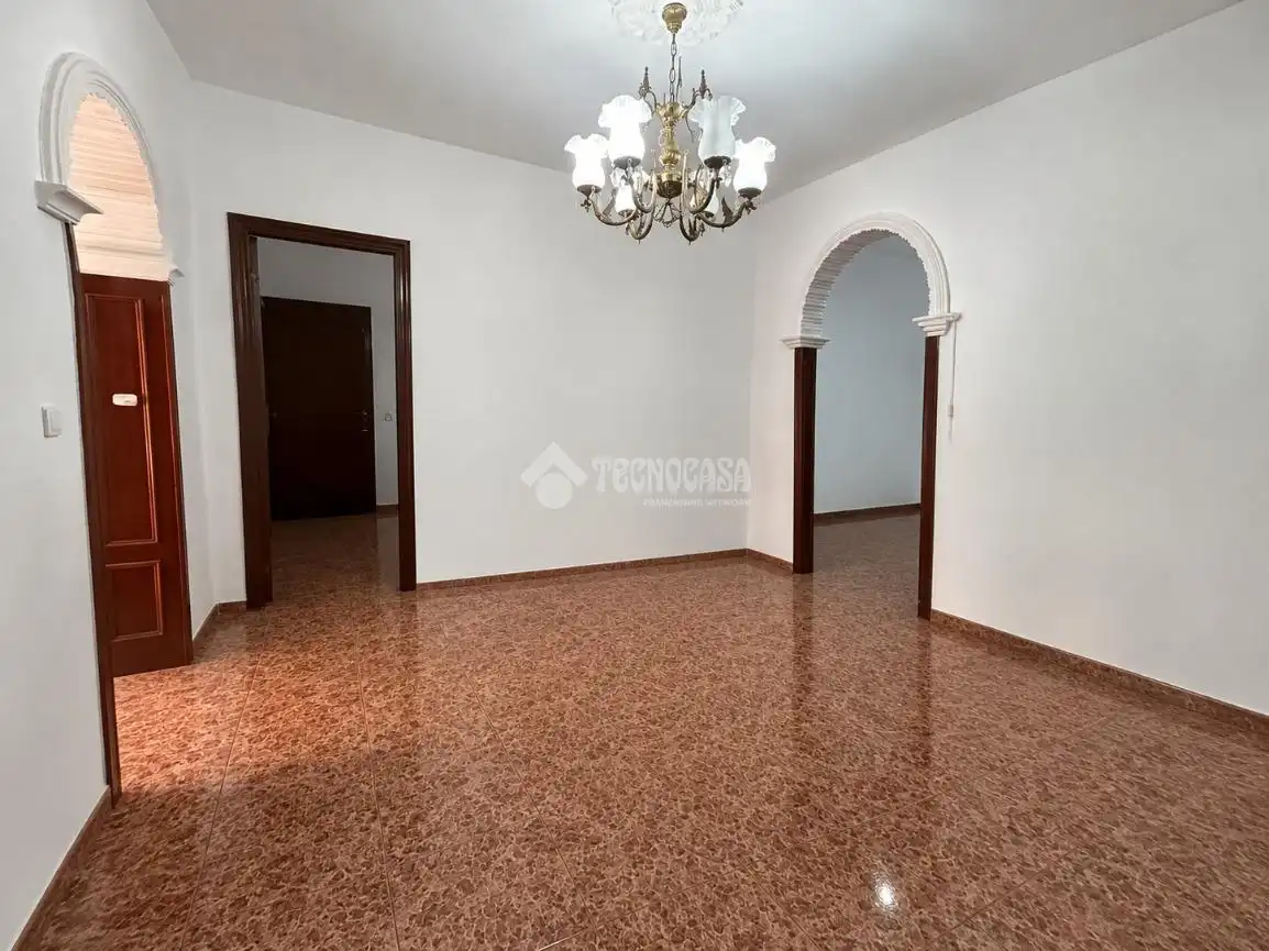 Casa adosada en venda en La Rinconada amb Aire condicionat i Calefacció