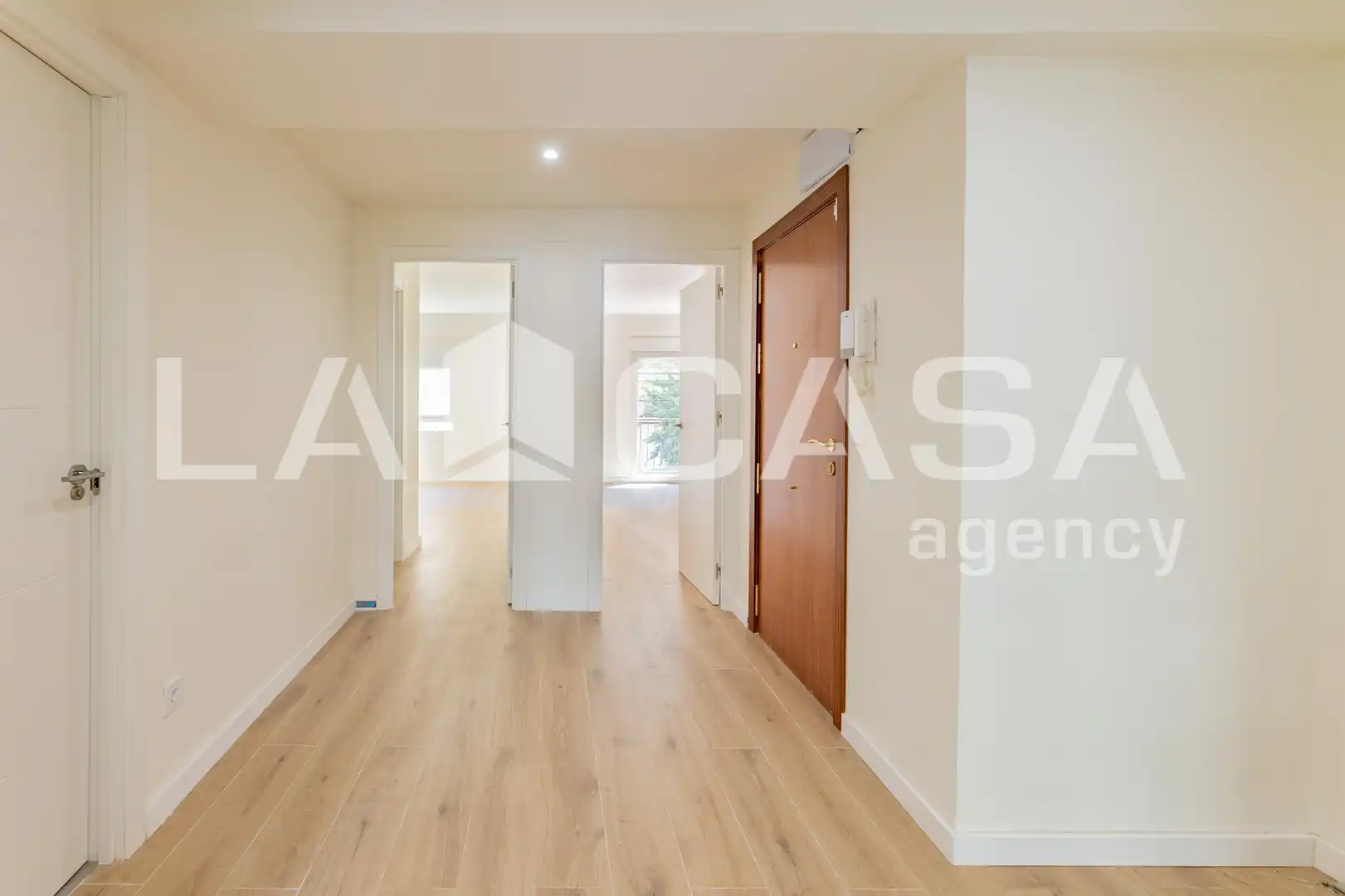 Piso en venta en Valencia con Parquet, Terraza y Trastero
