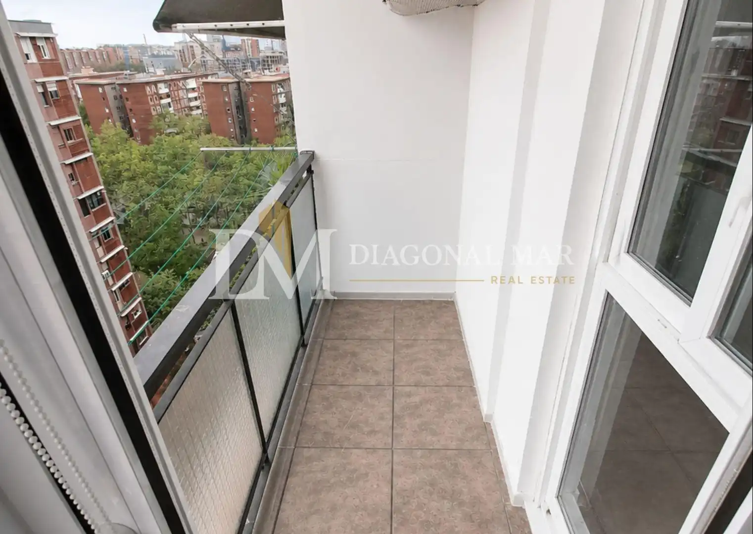 Terraza de Piso en venta en Barcelona con Calefacción, Parquet y Balcón