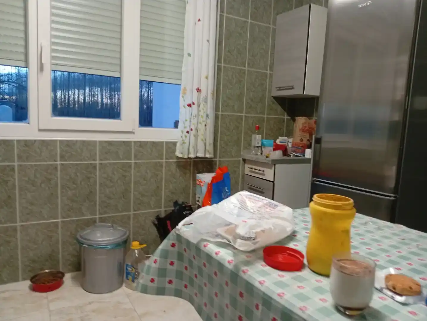Cuina de Casa o xalet per a compartir en La Bañeza  amb Traster